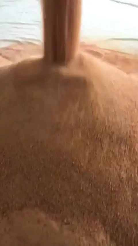Tarhananın dökülüşünden görüntü